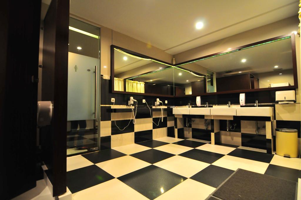 جاكرتا Capsule Hostel Old Batavia المظهر الخارجي الصورة