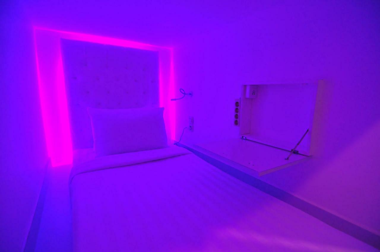 جاكرتا Capsule Hostel Old Batavia المظهر الخارجي الصورة
